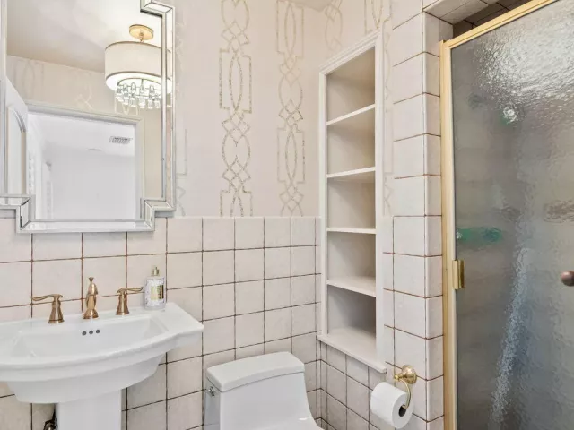Продажа дома по адресу 2524 Castilla Isle - фото 9377028