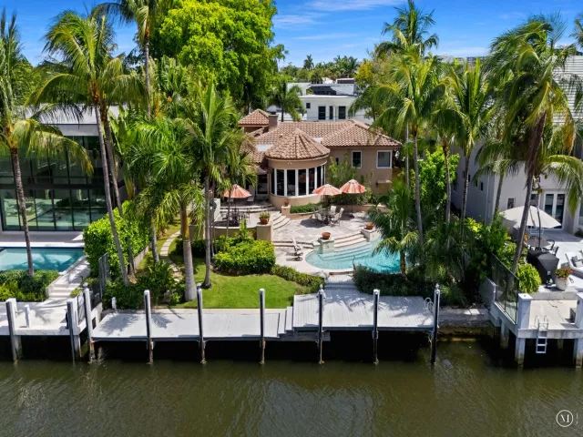 Продажа дома по адресу 2524 Castilla Isle - фото 9377005