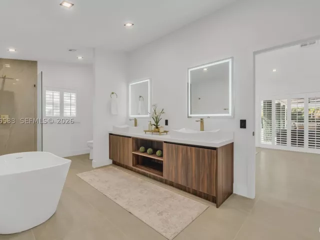 Продажа дома по адресу 11834 Island Lakes Ln - фото 9379715