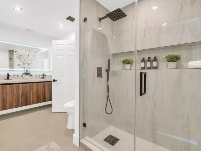Продажа дома по адресу 11834 Island Lakes Ln - фото 9379725