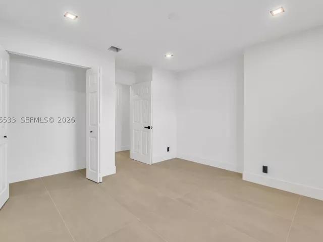Продажа дома по адресу 11834 Island Lakes Ln - фото 9379730