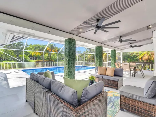 Продажа дома по адресу 11834 Island Lakes Ln - фото 9379734