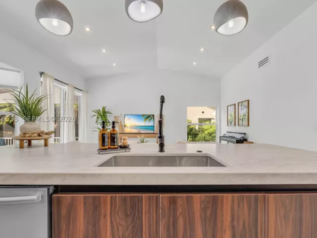 Продажа дома по адресу 11834 Island Lakes Ln - фото 9379694