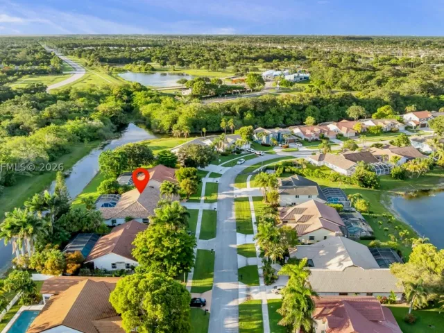Продажа дома по адресу 11834 Island Lakes Ln - фото 9379761