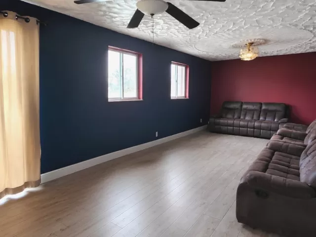 Продажа дома по адресу 8150 NW 13th Ct - фото 9380619
