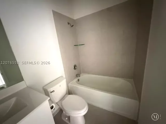 Продажа дома по адресу 519 NE 208th Ter - фото 9380578