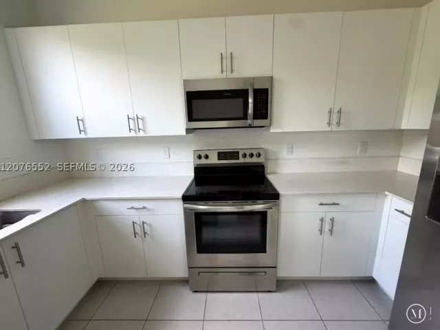 Продажа дома по адресу 519 NE 208th Ter - фото 9380568