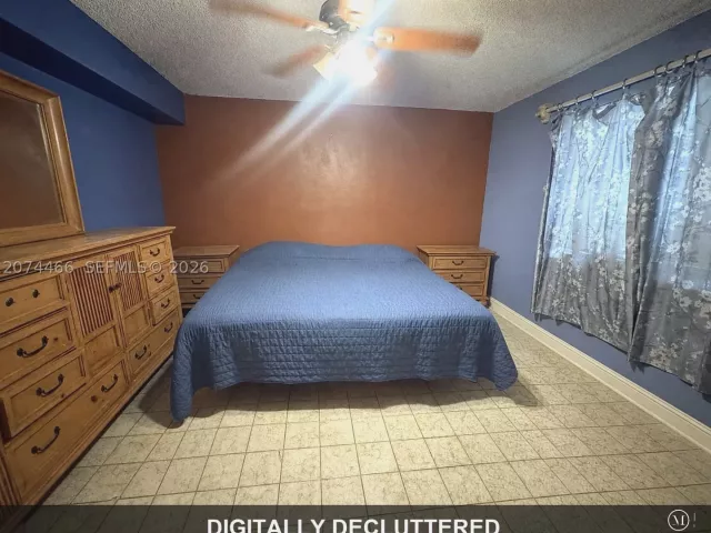 Продажа дома по адресу 3351 NW 20th St - фото 9383817
