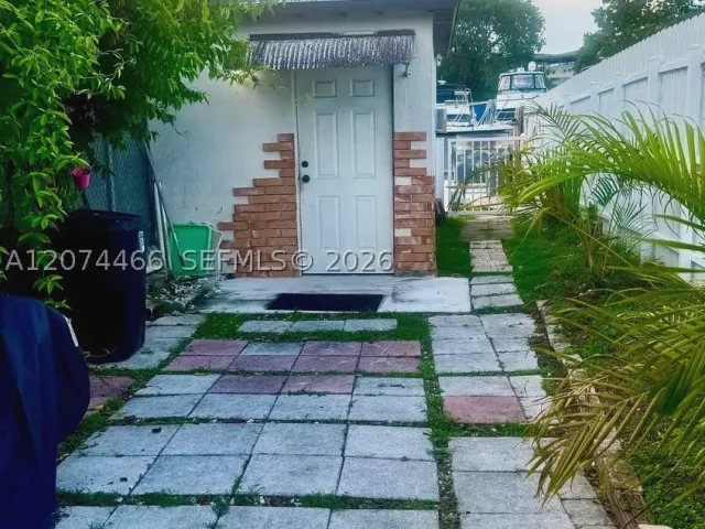 Продажа дома по адресу 3351 NW 20th St - фото 9383840