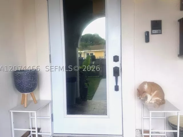 Продажа дома по адресу 3351 NW 20th St - фото 9383860