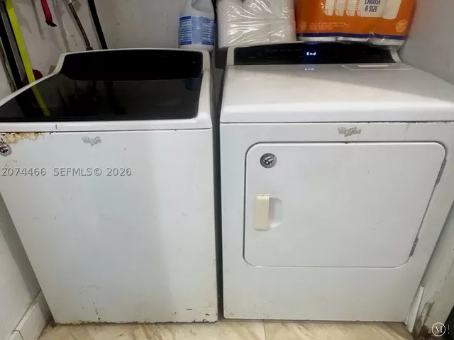 Продажа дома по адресу 3351 NW 20th St - фото 9383862