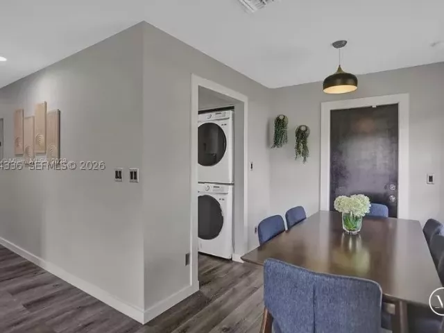 Продажа дома по адресу 302 NW 9th St - фото 9387648