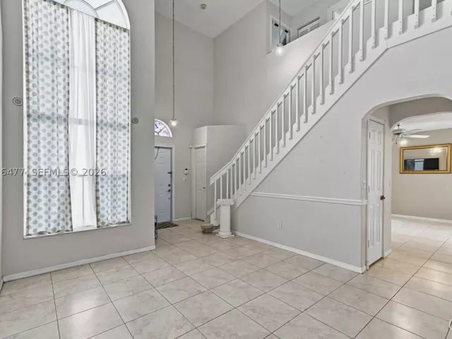 Продажа дома по адресу 15822 SW 16th Ct - фото 9379931