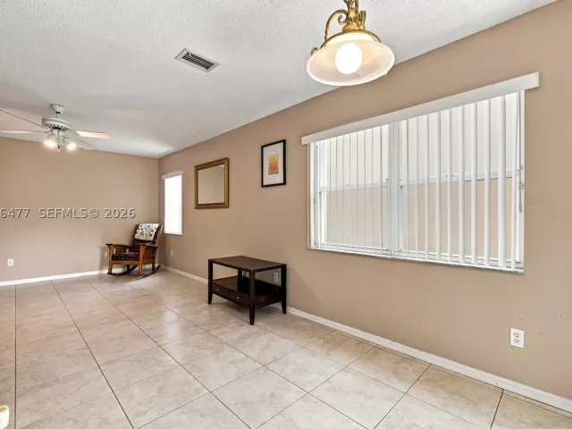 Продажа дома по адресу 15822 SW 16th Ct - фото 9379939