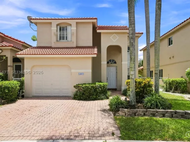 Продажа дома по адресу 15822 SW 16th Ct - фото 9379923