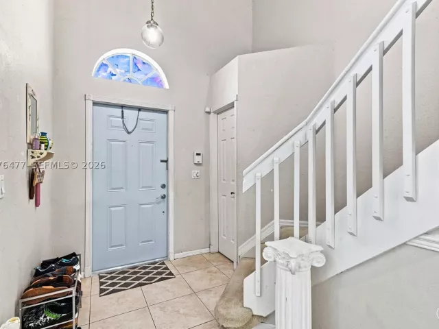 Продажа дома по адресу 15822 SW 16th Ct - фото 9379928