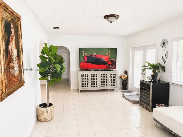 Продажа дома по адресу 20890 SW 236th St - фото 9387699