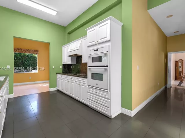 Продажа дома по адресу 501 Bay Lane - фото 9378413