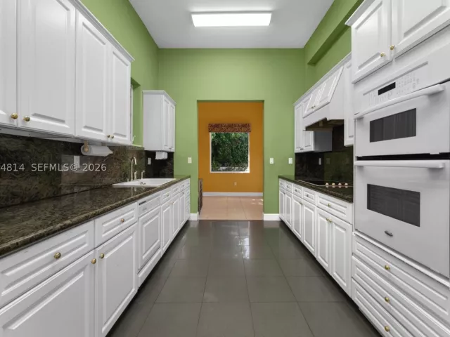 Продажа дома по адресу 501 Bay Lane - фото 9378415
