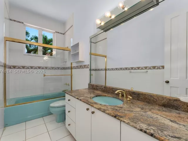 Продажа дома по адресу 501 Bay Lane - фото 9378429