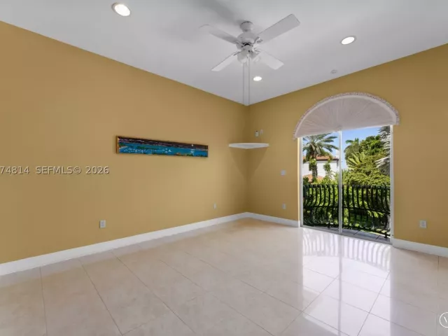 Продажа дома по адресу 501 Bay Lane - фото 9378430