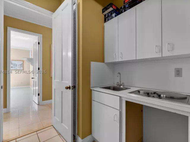 Продажа дома по адресу 501 Bay Lane - фото 9378432