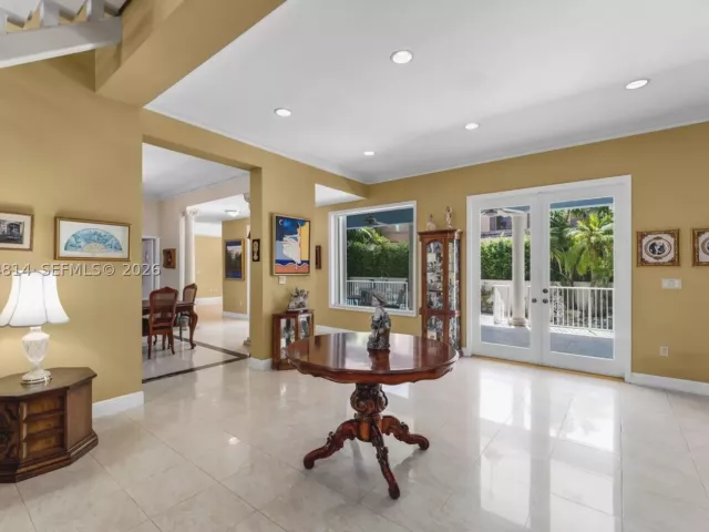 Продажа дома по адресу 501 Bay Lane - фото 9378408
