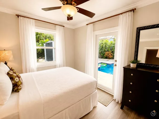 Продажа дома по адресу 1600 NW 4TH Avenue - фото 9378914