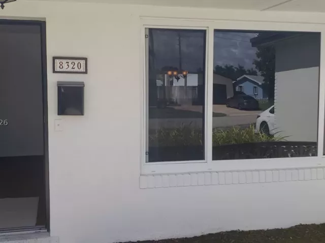 Продажа дома по адресу 8320 NW 24th Ct - фото 9382952