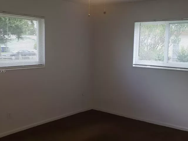 Продажа дома по адресу 8320 NW 24th Ct - фото 9382957