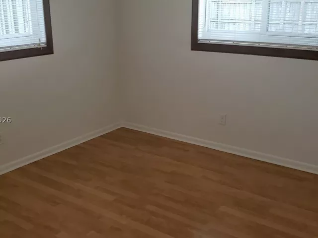 Продажа дома по адресу 8320 NW 24th Ct - фото 9382966