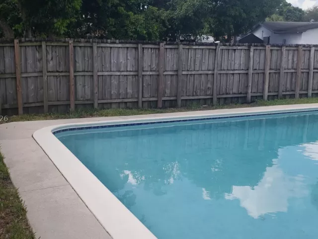 Продажа дома по адресу 8320 NW 24th Ct - фото 9382994
