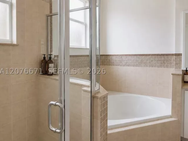 Продажа дома по адресу 12991 SW 135th Ter - фото 9388820