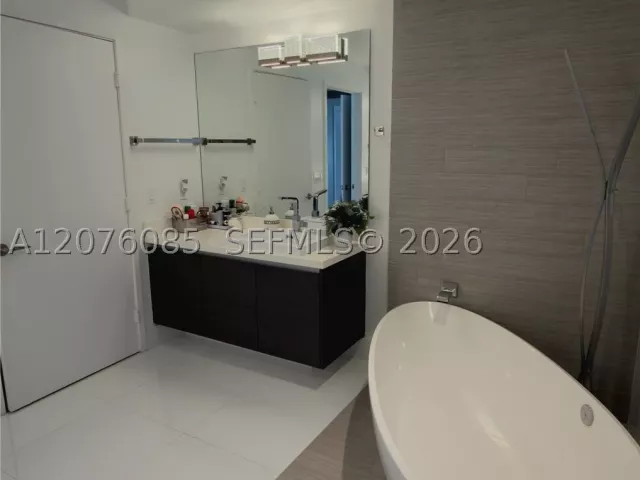 Квартира в аренду номер5-1001 - фото 9382863