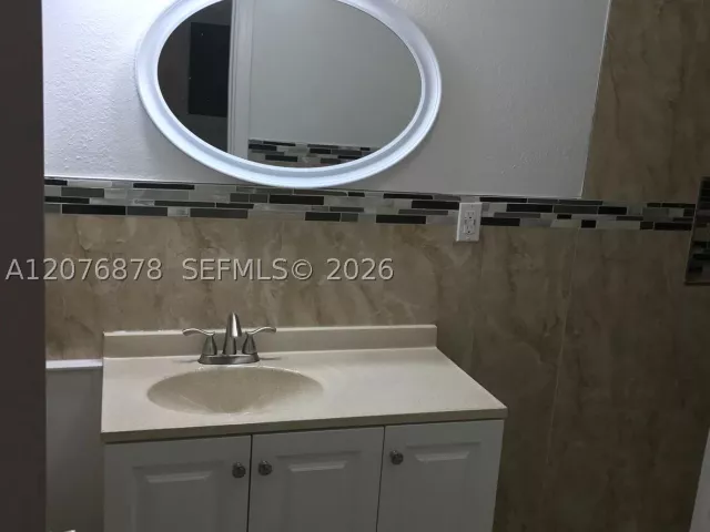 Продажа дома по адресу 14321 NW 16th Ct - фото 9394556