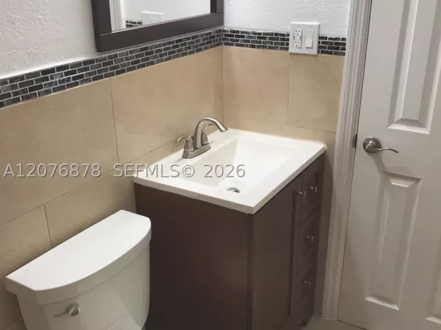 Продажа дома по адресу 14321 NW 16th Ct - фото 9394558