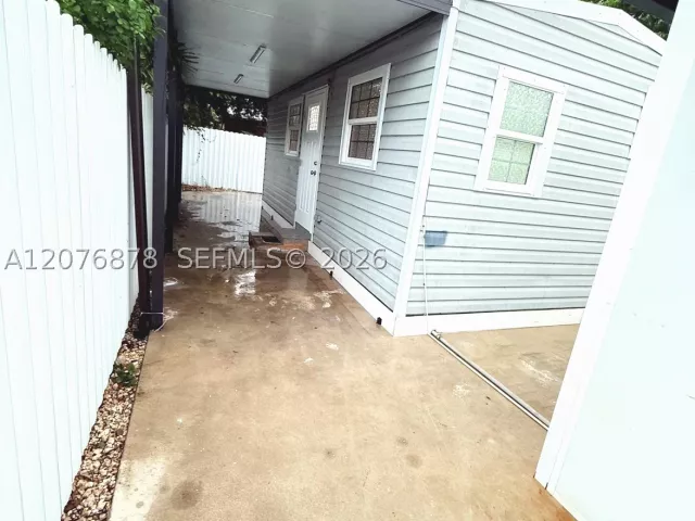 Продажа дома по адресу 14321 NW 16th Ct - фото 9394559