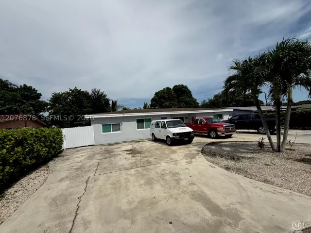Продажа дома по адресу 14321 NW 16th Ct - фото 9394548
