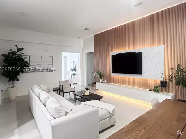 Продажа дома по адресу 14435 SW 13th Ter - фото 9383269