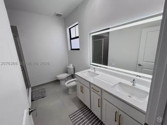Продажа дома по адресу 14435 SW 13th Ter - фото 9383273