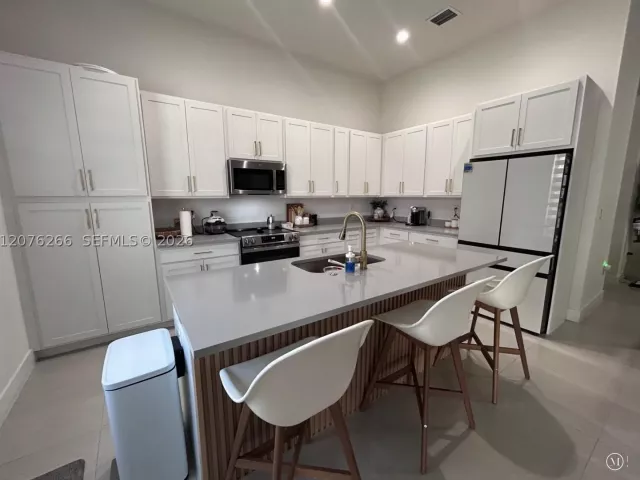 Продажа дома по адресу 14435 SW 13th Ter - фото 9383260