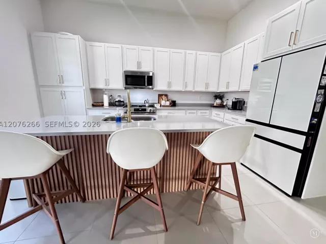 Продажа дома по адресу 14435 SW 13th Ter - фото 9383261