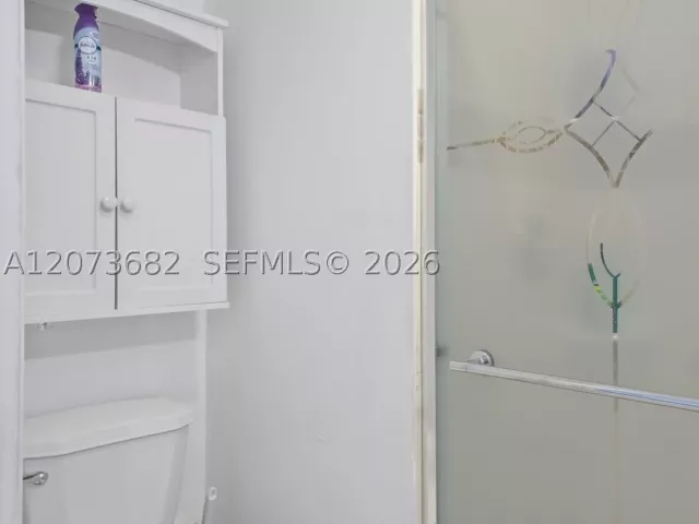 Продажа дома по адресу 8635 SW 15th St - фото 9383059