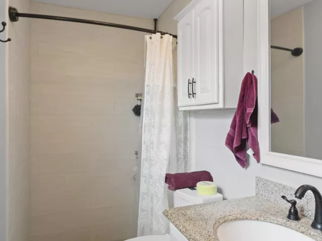 Продажа дома по адресу 8621 NW 3RD Street - фото 9382006