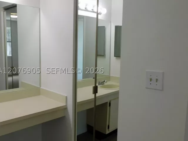 Продажа дома по адресу 14732 SW 90th Ter - фото 9393790