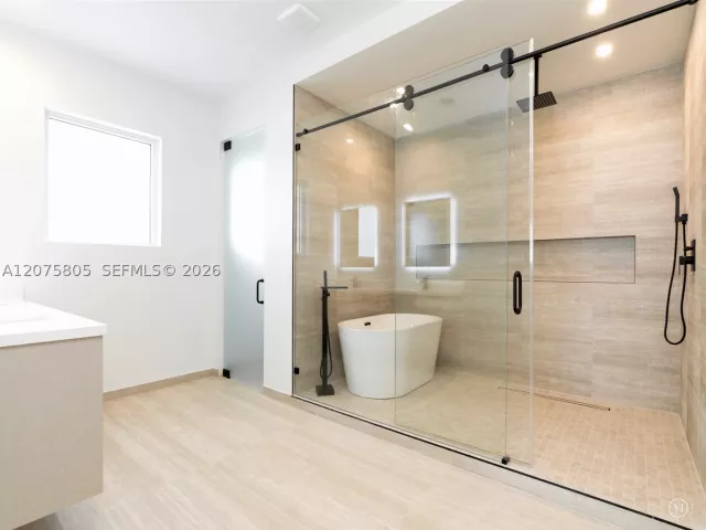 Продажа дома по адресу 1701 SW 23rd St - фото 9383981