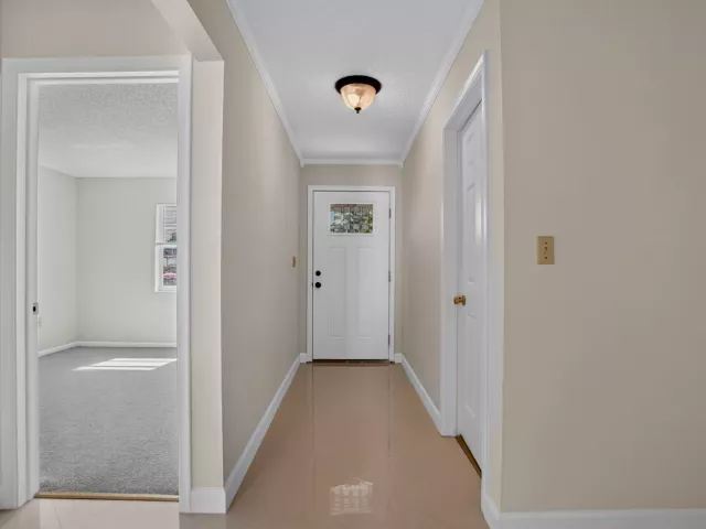 Продажа дома по адресу 702 PLACE TAVANT - фото 9382223