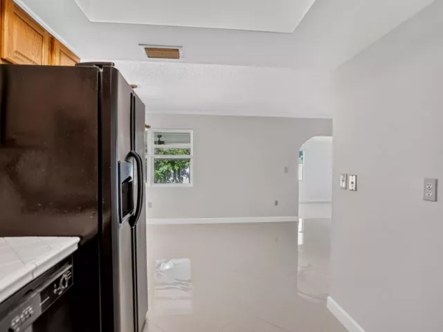 Продажа дома по адресу 702 PLACE TAVANT - фото 9382238