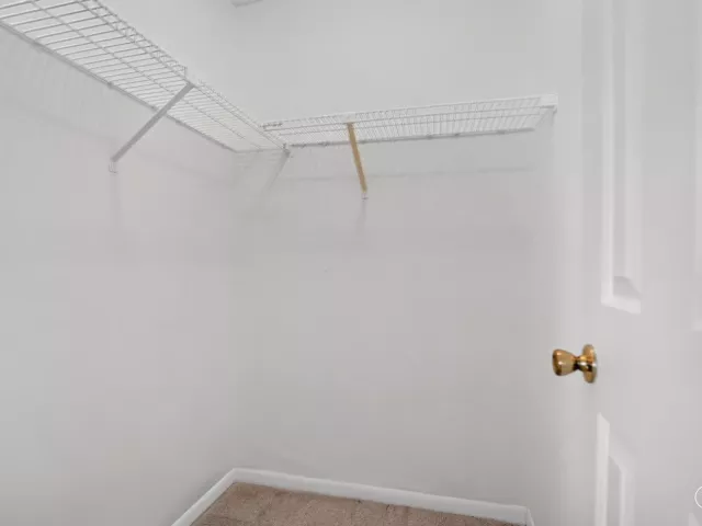Продажа дома по адресу 702 PLACE TAVANT - фото 9382245