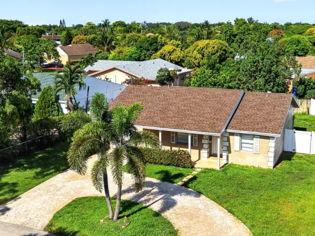 Продажа дома по адресу 702 PLACE TAVANT - фото 9382219